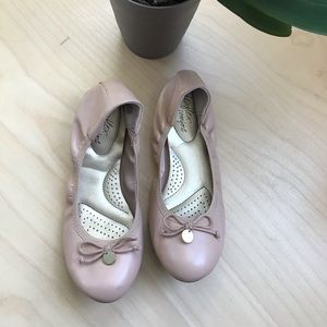 Beige flats, size 8
